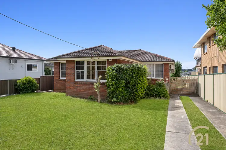 23 Rose Street, Smithfield NSW 2164
