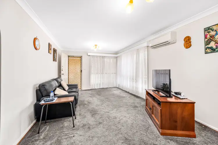 Third view of Homely villa listing, 5/4 Cowmeadow Road, Mount Hutton NSW 2290