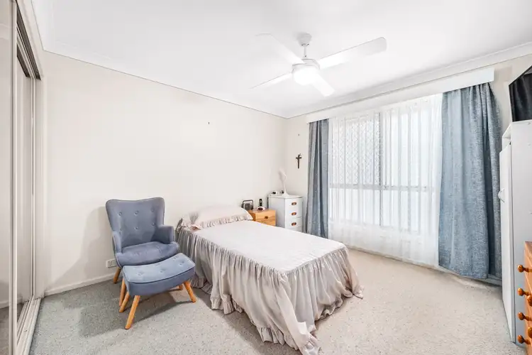 Sixth view of Homely villa listing, 5/4 Cowmeadow Road, Mount Hutton NSW 2290
