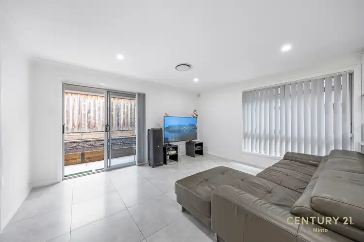 Fourth view of Homely house listing, 28 Gratwick Street, Bradbury NSW 2560