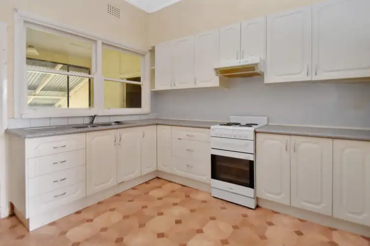 Second view of Homely house listing, 570 Mcgowen Street, Broken Hill NSW 2880