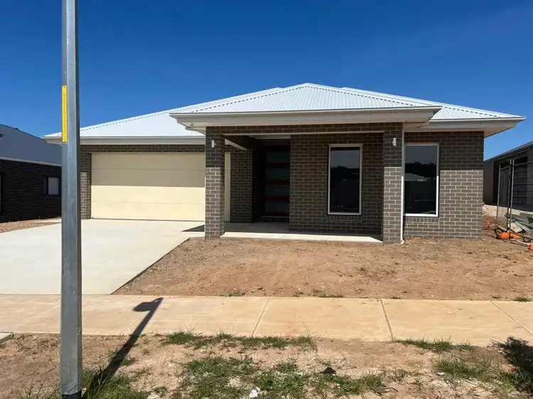 Main view of Homely apartment listing, 7 Raymond Street, Leneva VIC 3691
