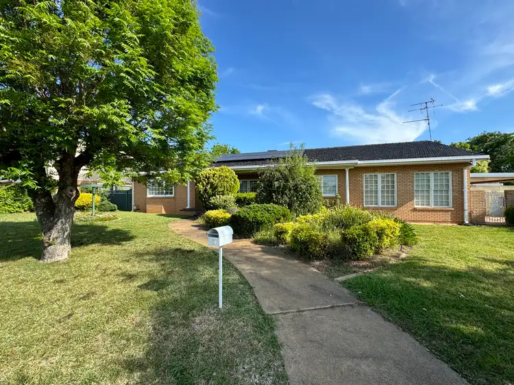 2 McDonnell Street, Forbes NSW 2871