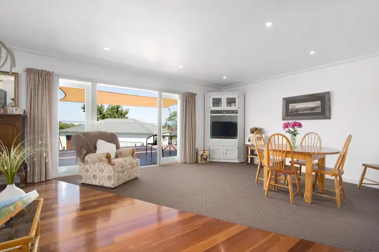 Fourth view of Homely house listing, 19 Leonard Court, Pakenham VIC 3810