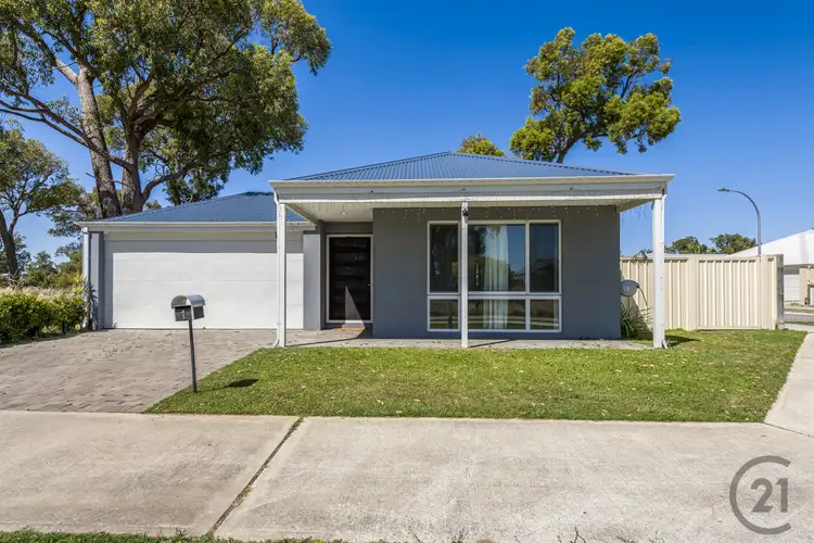 Fourth view of Homely house listing, 1 Turtledove Circuit, Coodanup WA 6210