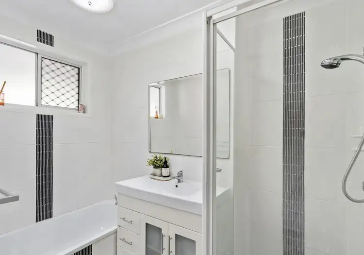 Third view of Homely house listing, 2 Boxthorn Street, Ashmore QLD 4214