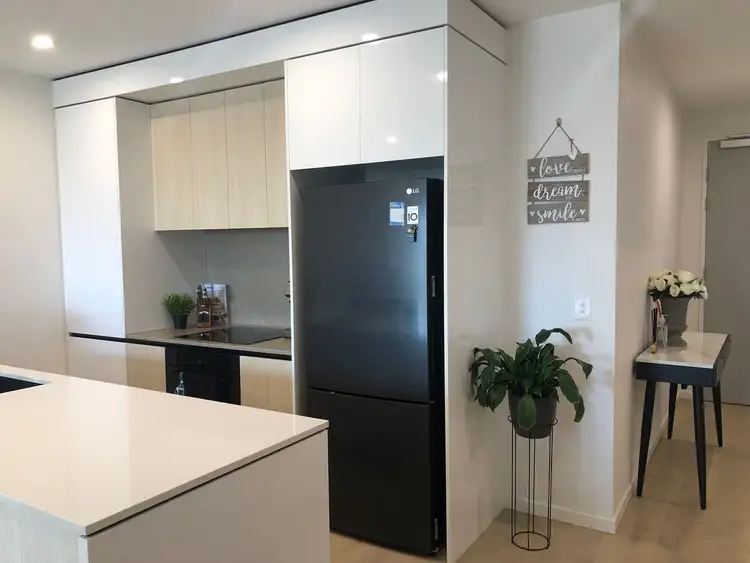 Second view of Homely apartment listing, 60/14 Elizabeth Avenue, Broadbeach QLD 4218