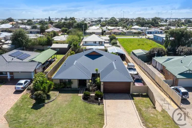 13 Noreena Avenue, Golden Bay WA 6174