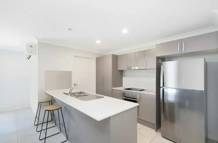 Third view of Homely house listing, 2/2 Cassinia Street, Mount Low QLD 4818