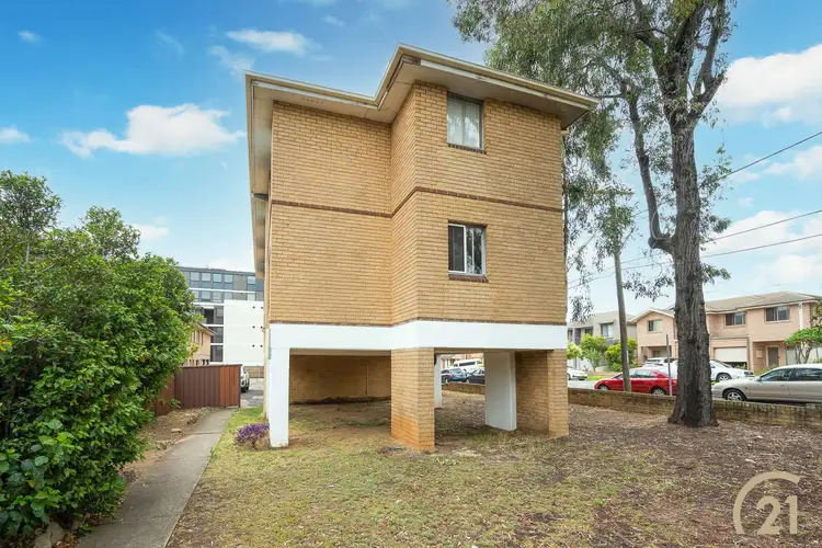 Main view of Homely unit listing, 3/84 Sackville Street, Fairfield NSW 2165