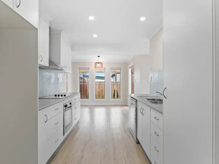 Fifth view of Homely house listing, 2/76 Tooley Street, Maryborough QLD 4650