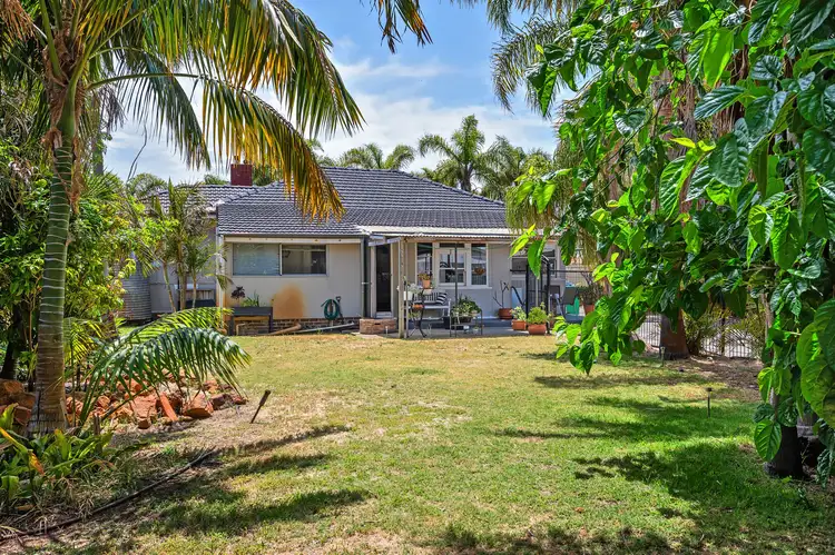 10 Gibbs Street, Carey Park WA 6230