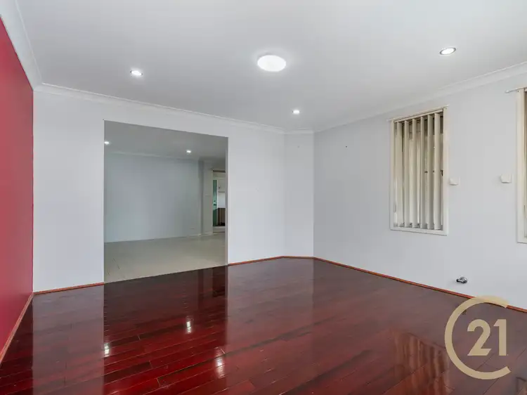 Fourth view of Homely house listing, 7 Ridgeway Close, West Hoxton NSW 2171