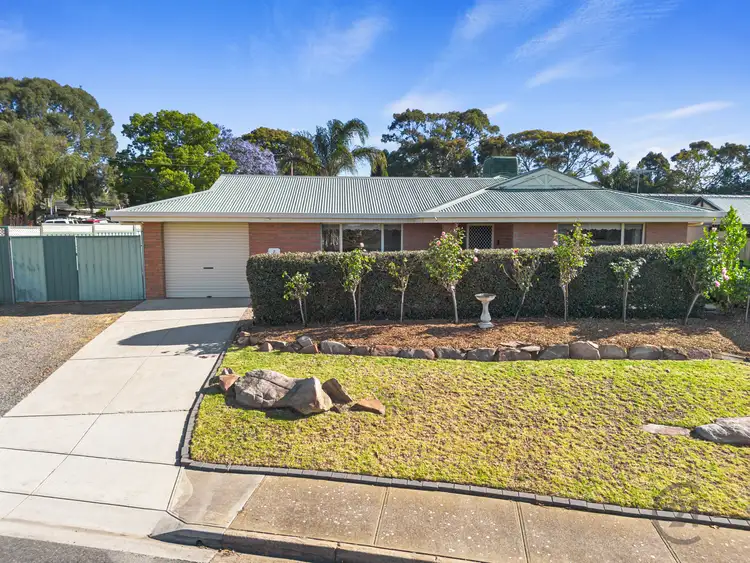 Second view of Homely house listing, 2 Viney Court, Hackham SA 5163