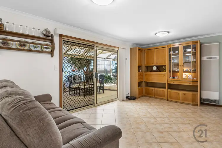 Sixth view of Homely house listing, 2 Viney Court, Hackham SA 5163