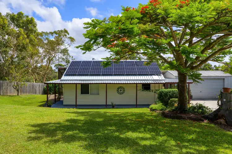 86 Bayside Road, Cooloola Cove QLD 4580
