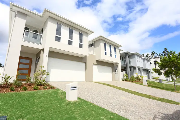 2/1067 LAKEVIEW TERRACE, Benowa QLD 4217