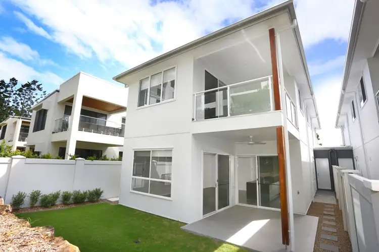 Fourth view of Homely semi-detached listing, 2/1067 LAKEVIEW TERRACE, Benowa QLD 4217