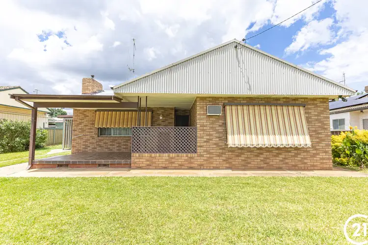 21 Facey Street, Forbes NSW 2871