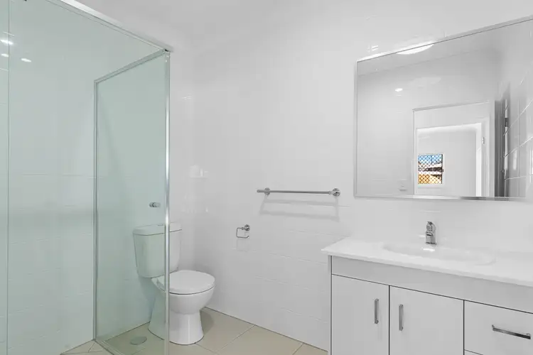 Fifth view of Homely semi-detached listing, 2A Agapanthus Place, Southside QLD 4570