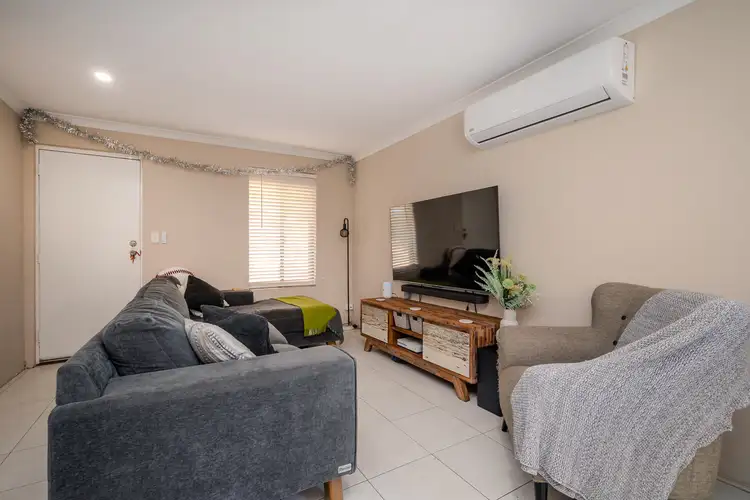 Fourth view of Homely townhouse listing, 4/37 Stradbroke Gardens, Ridgewood WA 6030