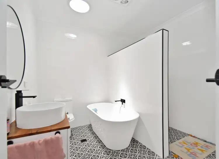 Sixth view of Homely house listing, 4 Casuarina Avenue, Broken Hill NSW 2880