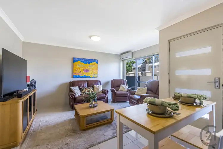 Fifth view of Homely unit listing, 4/20 Service Street, Mandurah WA 6210