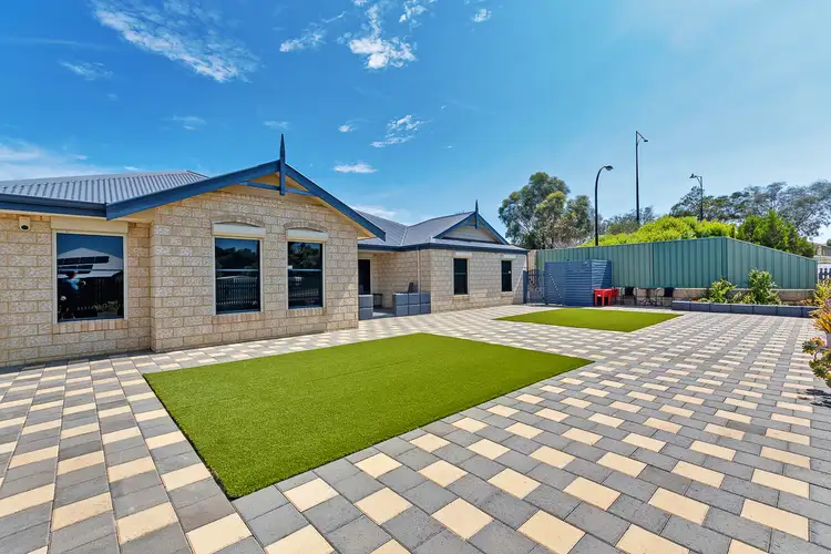 32 Sugarloaf Close, Merriwa WA 6030