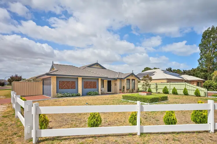 6 Burwood Road
