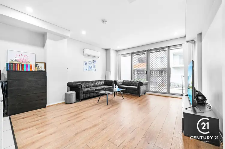 114/25 Railway Road