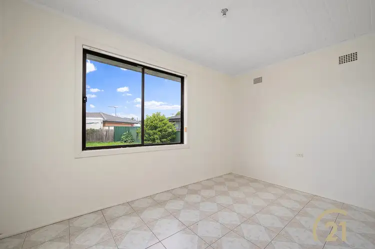 Fifth view of Homely house listing, 22 Crosby Crescent, Fairfield NSW 2165