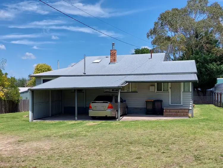 2 Pike Street, Stanthorpe QLD 4380