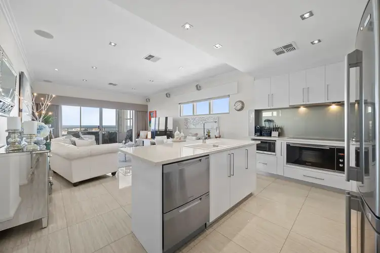 Fifth view of Homely unit listing, 4/201 Anchorage Drive, Mindarie WA 6030