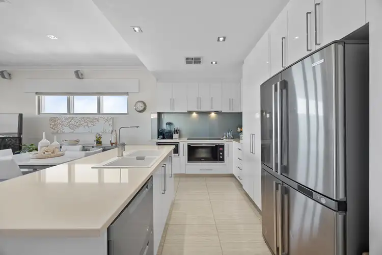 Sixth view of Homely unit listing, 4/201 Anchorage Drive, Mindarie WA 6030