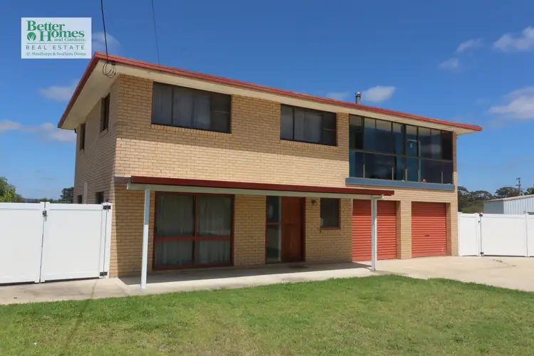 6 Burton Crescent, Stanthorpe QLD 4380