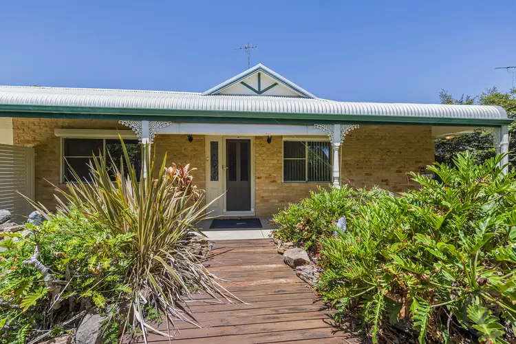 71 Peelwood Parade, Halls Head WA 6210