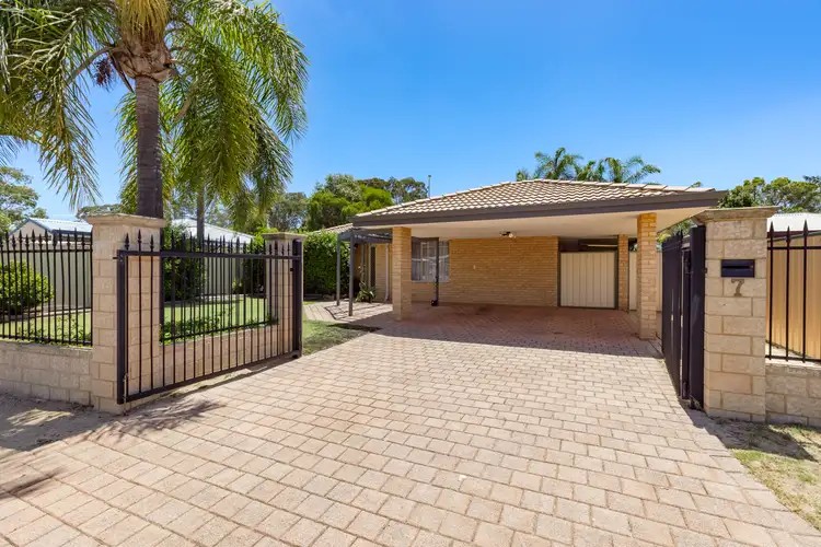 7 Floret Court, Seville Grove WA 6112