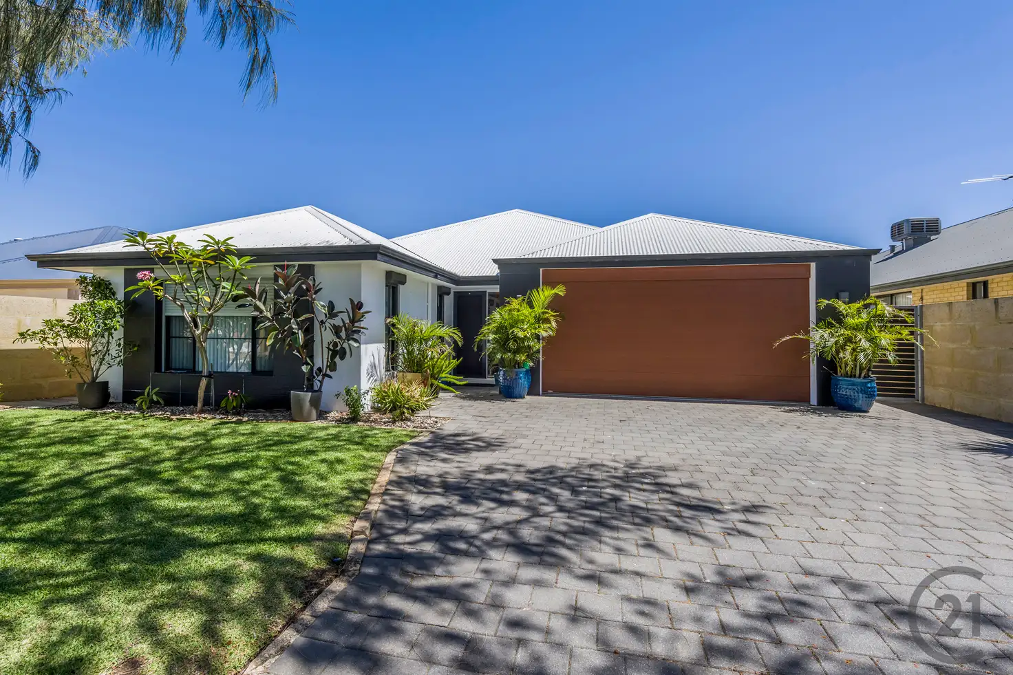 Main view of Homely house listing, 8 Honeydew Trail, Wannanup WA 6210