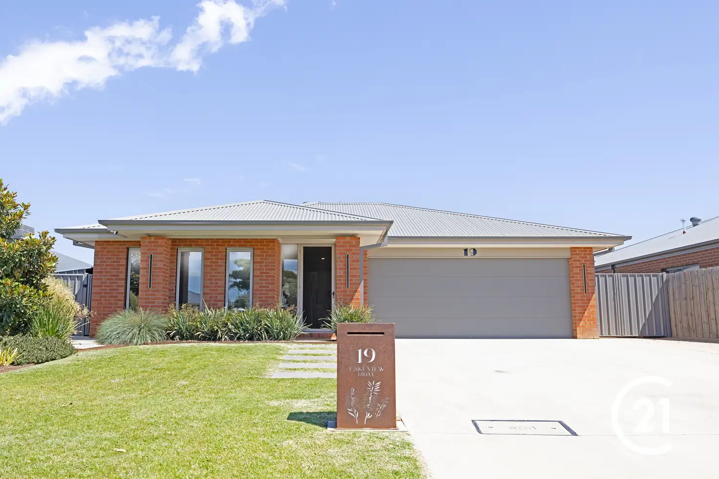 Main view of Homely house listing, 19 Lakeview Drive, Moama NSW 2731