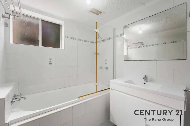 Sixth view of Homely unit listing, 3 106 Stapleton Street, Pendle Hill NSW 2145