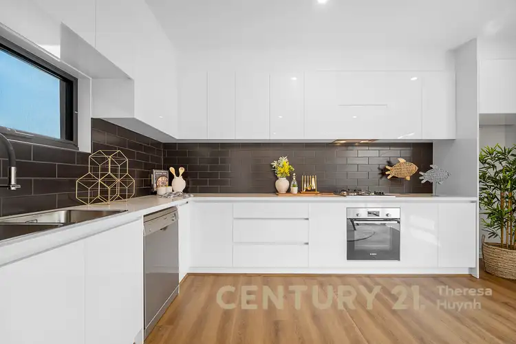 2/4 Princess Avenue, Springvale VIC 3171