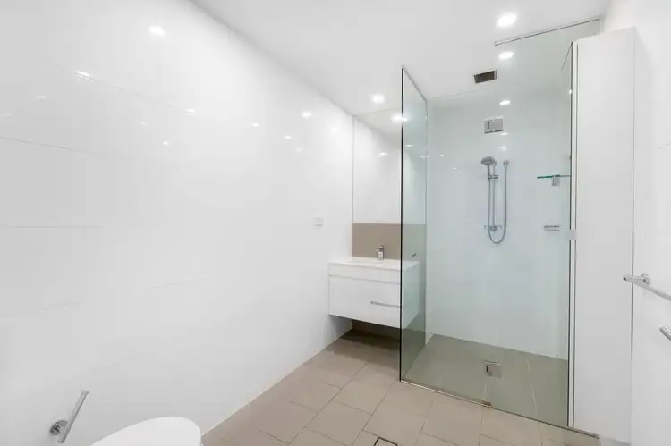 Fifth view of Homely apartment listing, 208/2 Discovery Point Place, Wolli Creek NSW 2205