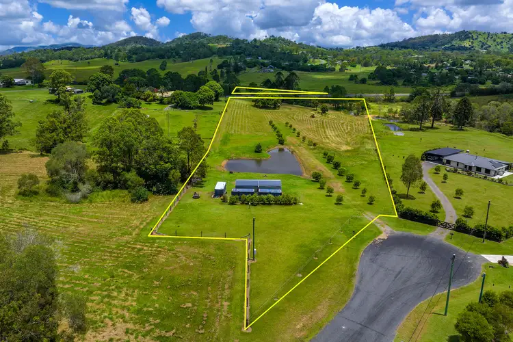 27 McMurtrie Road, Chatsworth QLD 4570