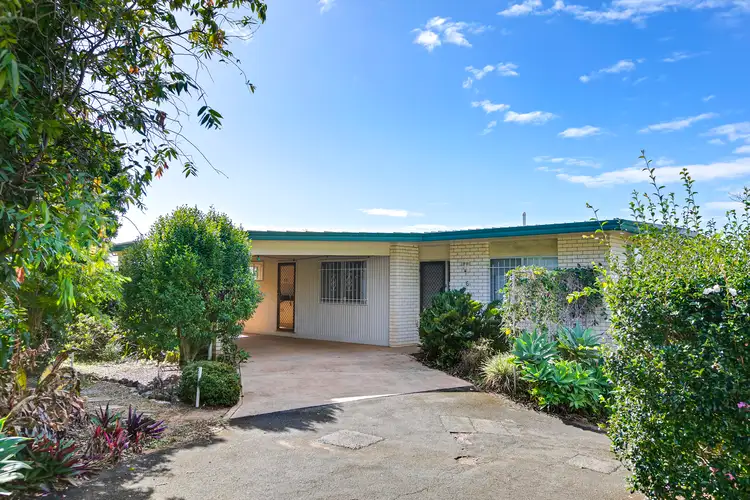 6 Bambaroo Close, Nambour QLD 4560