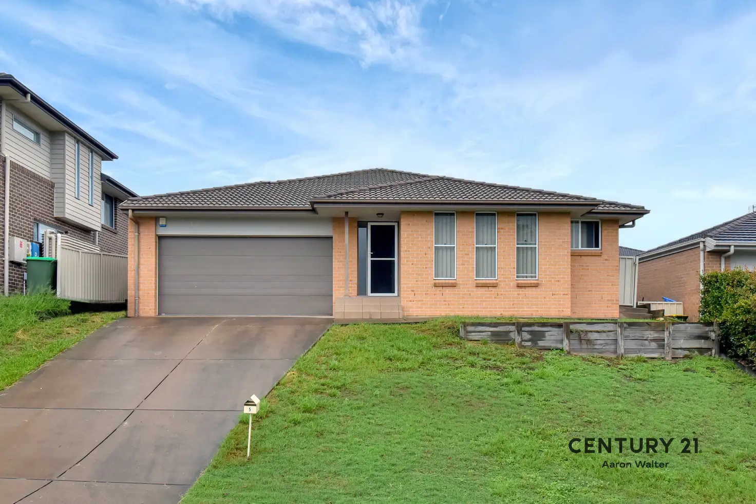 Main view of Homely house listing, 5 Clarkstone Avenue, Cameron Park NSW 2285