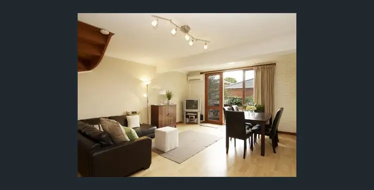 8/6 Howard Street
