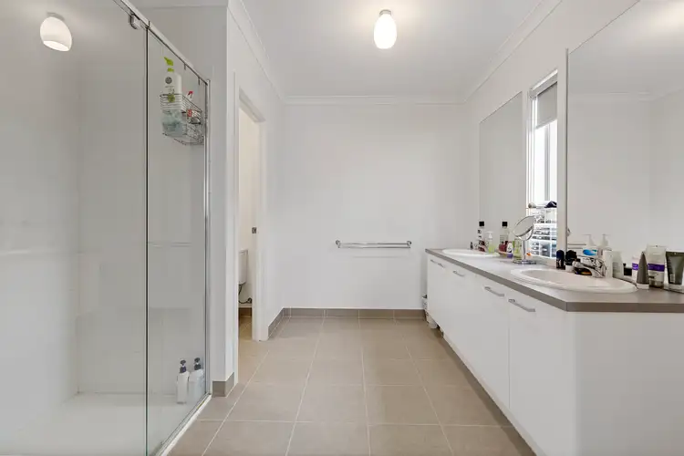 Sixth view of Homely house listing, 17 Overland Chase, Werribee VIC 3030