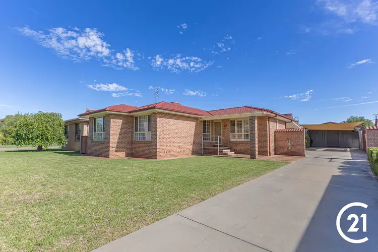 8 Koala Place, Forbes NSW 2871