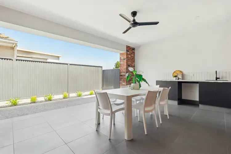 Fifth view of Homely house listing, 15 Donald Avenue, Valley View SA 5093