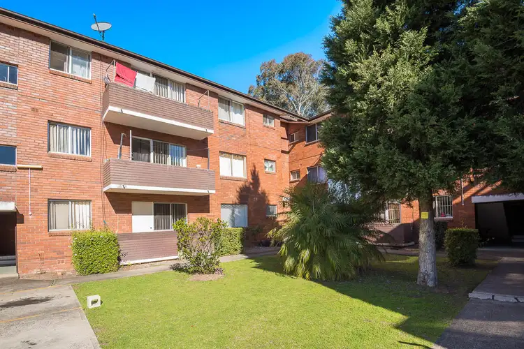 Main view of Homely unit listing, 5/186-188 Sandal Crescent, Carramar NSW 2163